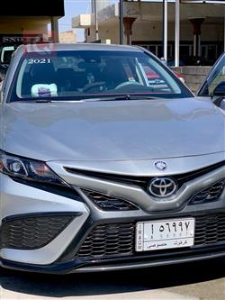 تۆیۆتا کامری